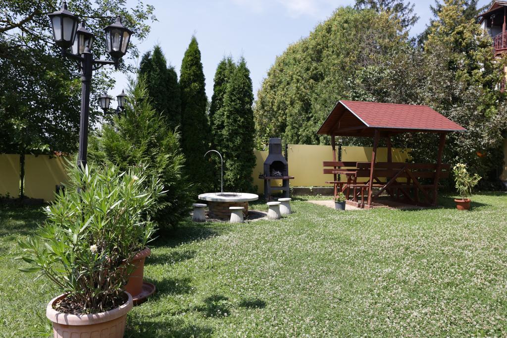 Club Unicum Heviz Exterior foto